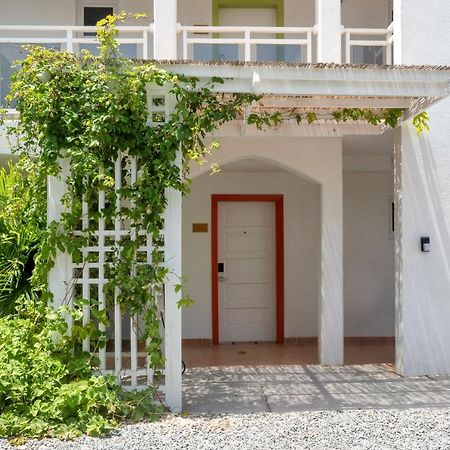 Maho Beach House - Luxe Studio - Ocean Escape エクステリア 写真