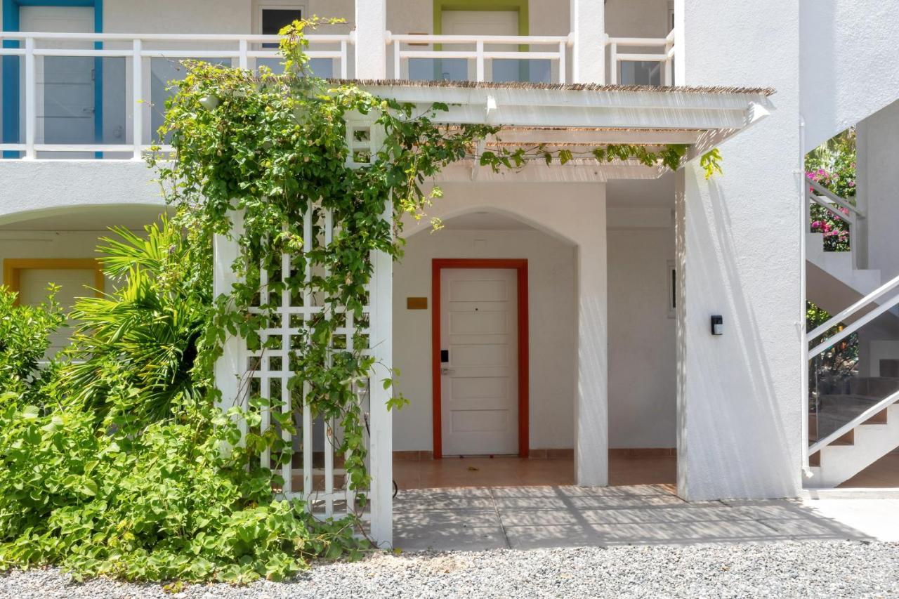 Maho Beach House - Luxe Studio - Ocean Escape エクステリア 写真