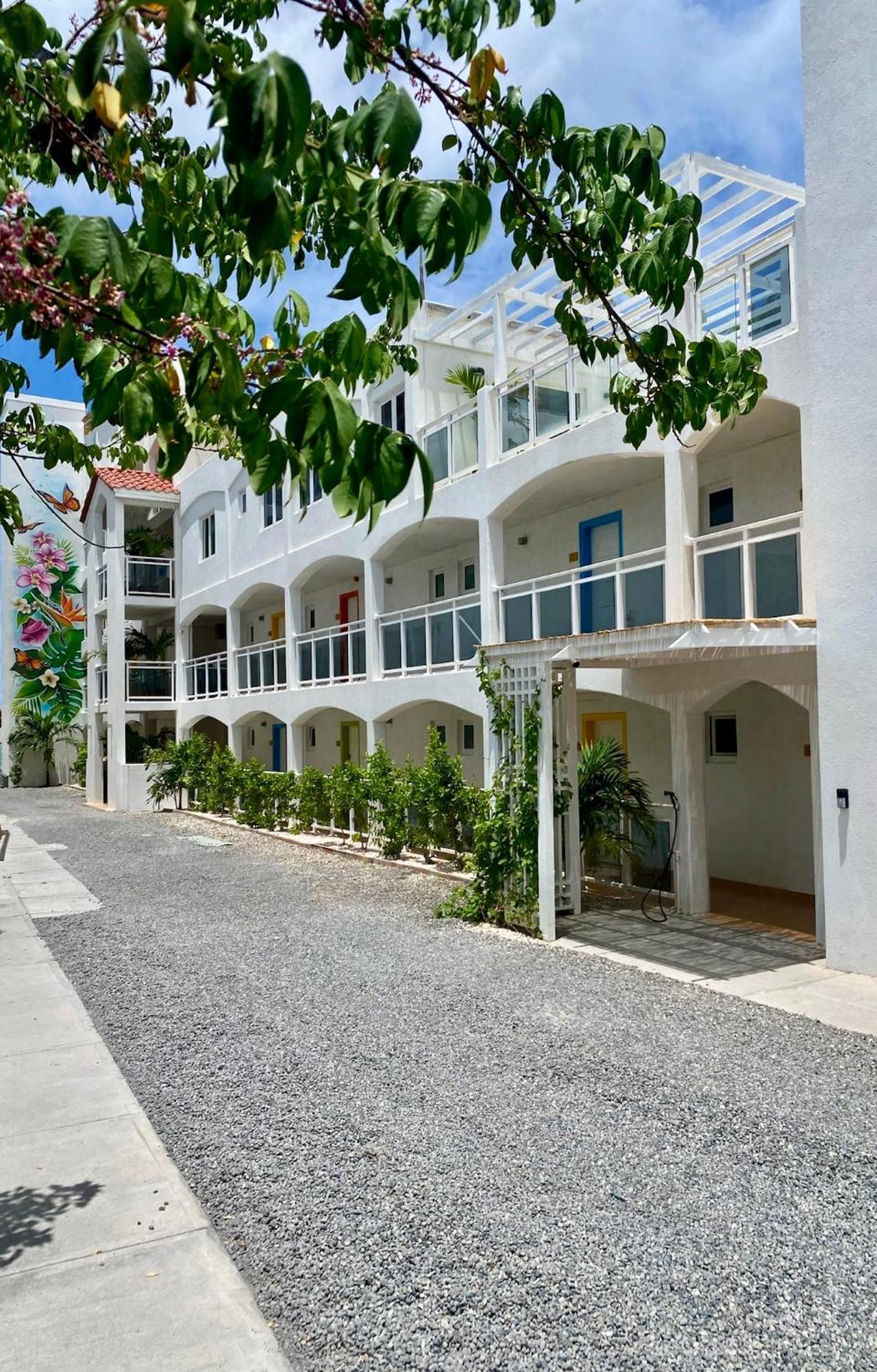 Maho Beach House - Luxe Studio - Ocean Escape エクステリア 写真